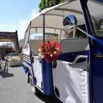 弗洛拉酒店 酒店 诺托