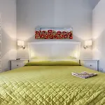 Flora 3*