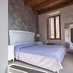 Flora Otel