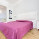 Flora Otel