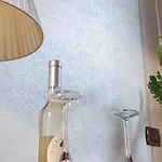 Flora Otel
