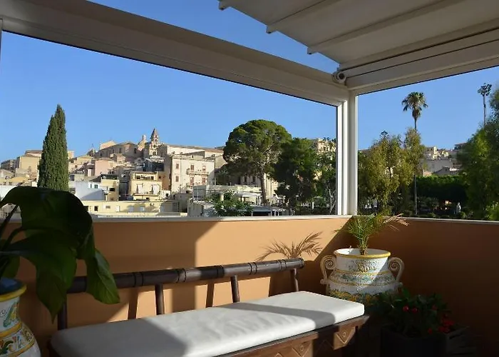 弗洛拉酒店 酒店