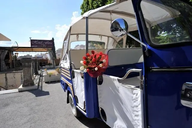 弗洛拉酒店 酒店 诺托