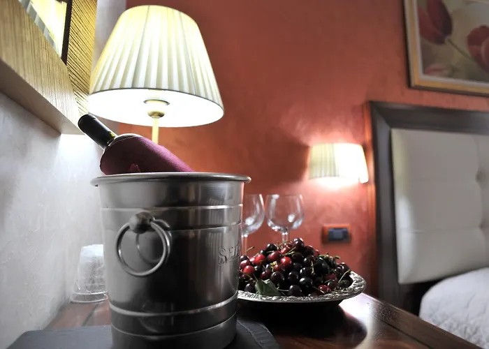 弗洛拉酒店 酒店