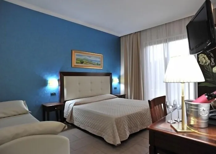 弗洛拉酒店 酒店