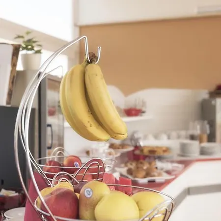 フローラ ホテル