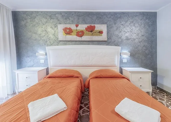 Отель Flora Ното